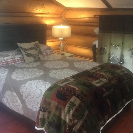 Tetsa River Lodge Eksteriør billede